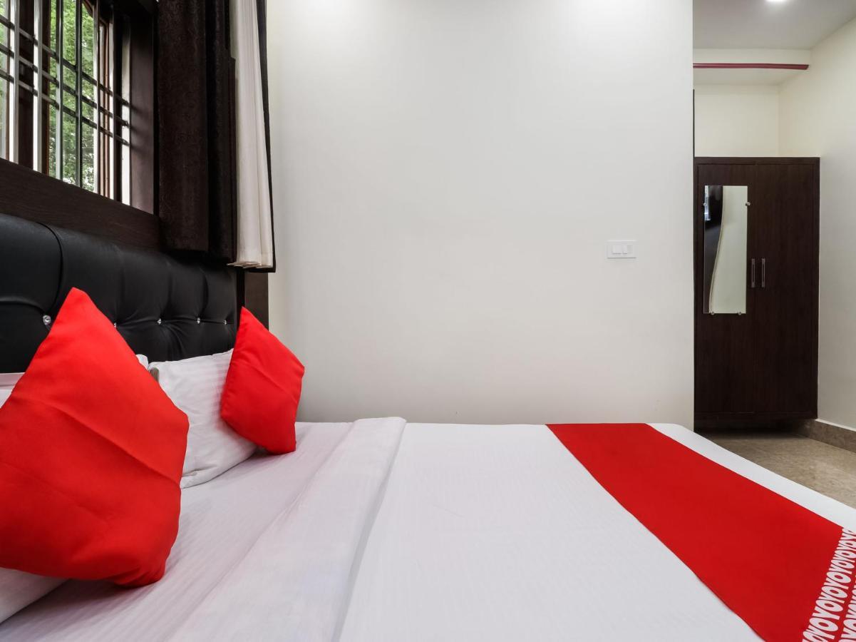 Hotel Delight Мумбаї Екстер'єр фото